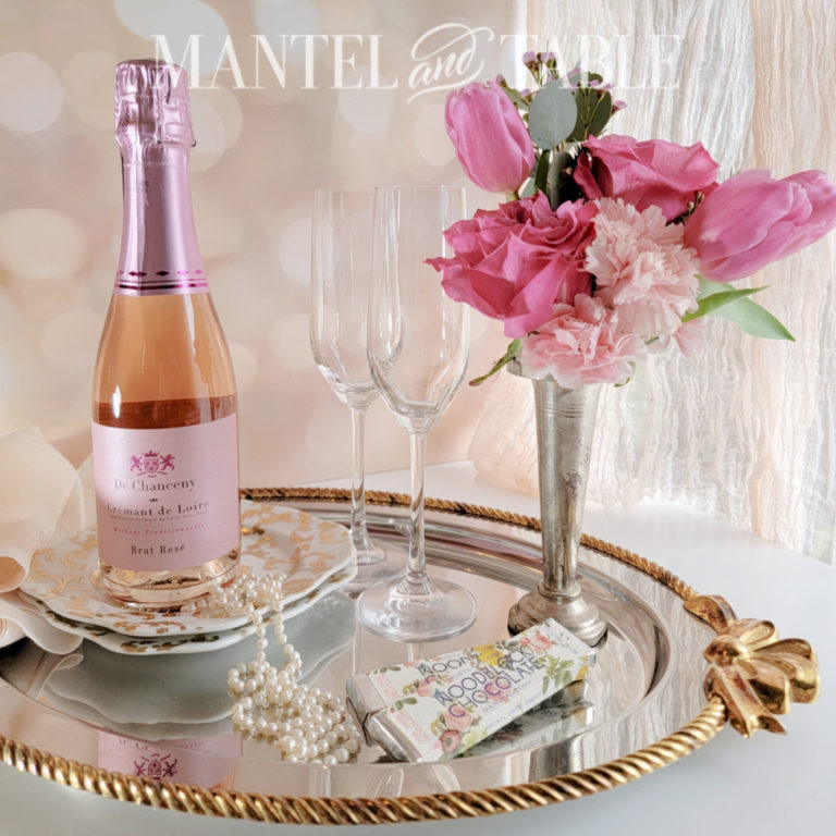 How to Create a Very Beautiful and Romantic Valentines Tray