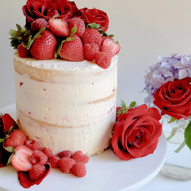 A Fabulous Champagne Cake Recipe You’ll Absolutely Love